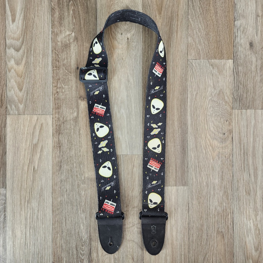 Levys Guitar Strap Area 51 Roswell Alien UFO Black Polyester Leather Ends 2 Inch
